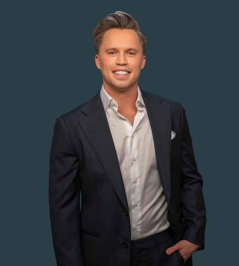 Portrait Shot of Dr. Ethan Dunn DDS